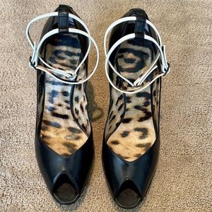 🖤Roberto Cavalli Black Stiletto Peep Toe Pump Heels 🖤